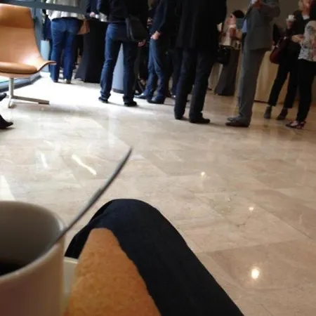 Dayroom Espace Sans Nuitee Et Partagee Chatillon Nuitee -- Repos Journee Ou Espace Travail 8-19h Proche Tour Eiffel Ou Usage Bureau A L'heure En Journee -- Nuitee Chatillon Avenue 巴黎